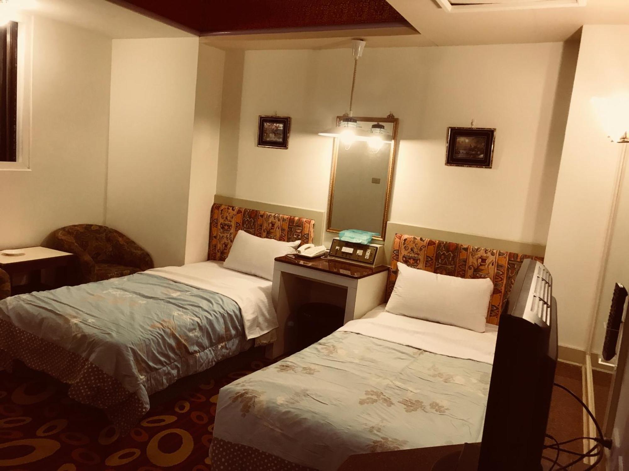 Good Hotel Fengyuan Εξωτερικό φωτογραφία