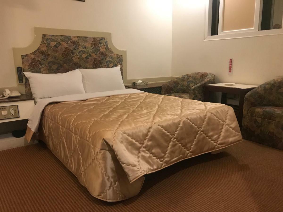 Good Hotel Fengyuan Εξωτερικό φωτογραφία