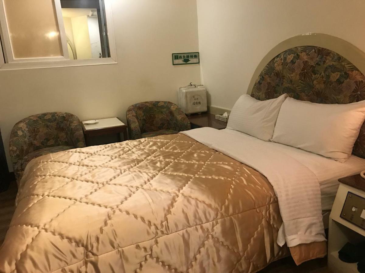 Good Hotel Fengyuan Εξωτερικό φωτογραφία