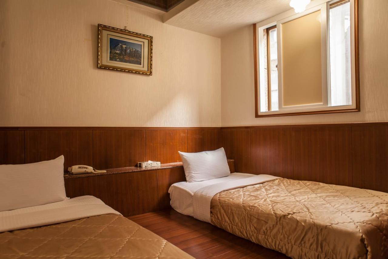 Good Hotel Fengyuan Εξωτερικό φωτογραφία